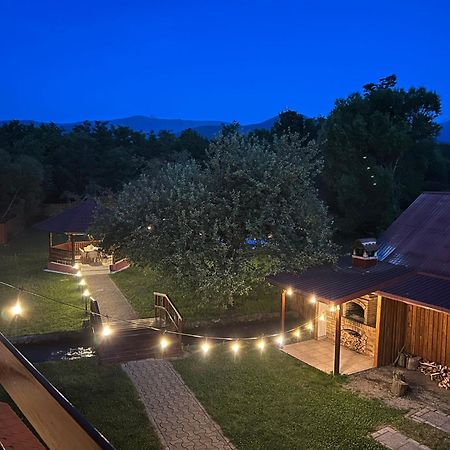 Horace Guesthouse Pool & Hot Tub & Bikes & River Dejani ภายนอก รูปภาพ