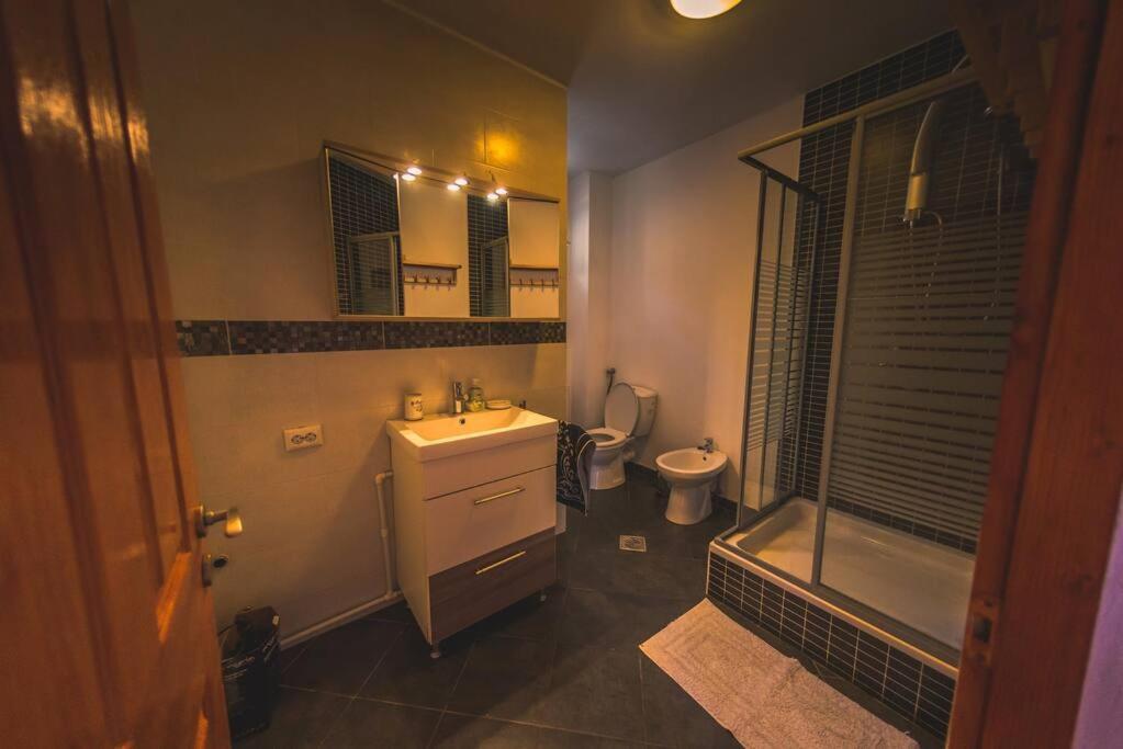 Horace Guesthouse Pool & Hot Tub & Bikes & River Dejani ภายนอก รูปภาพ