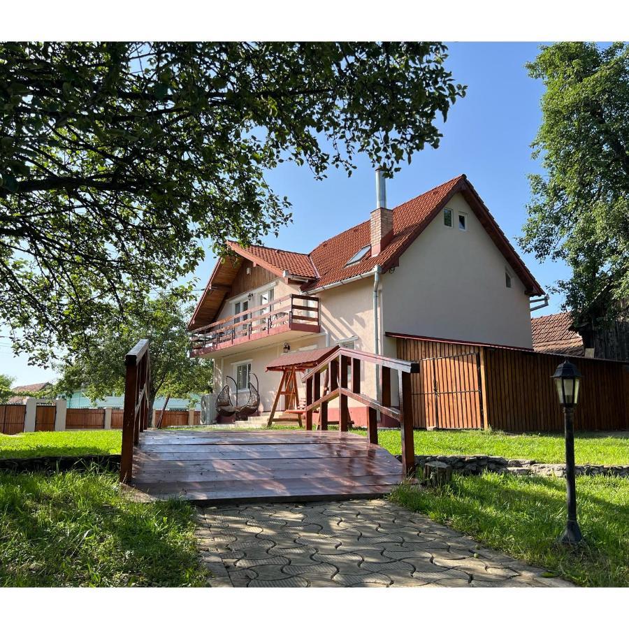 Horace Guesthouse Pool & Hot Tub & Bikes & River Dejani ภายนอก รูปภาพ